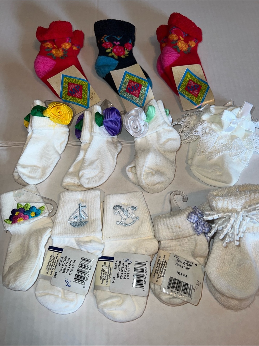 Baby Socks and Booties Assorted Styles - Pack of Socks 13 Pais